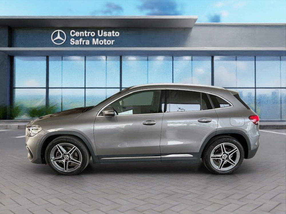 Mercedes-Benz GLA SUV usata a Cosenza