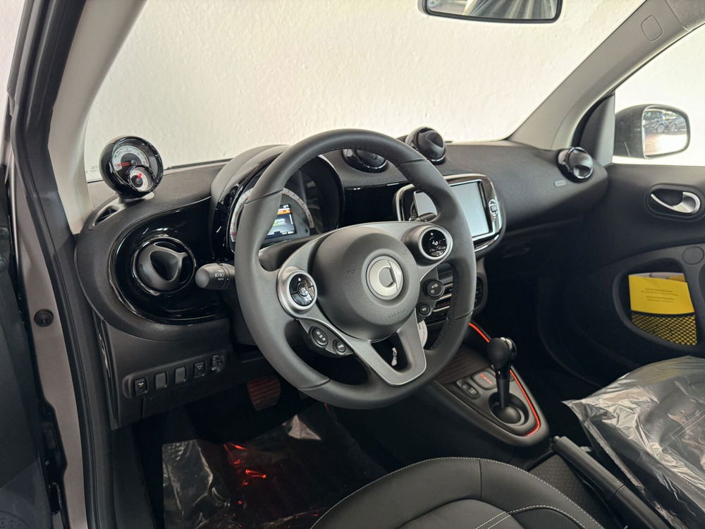 smart Fortwo nuova a Milano (13)