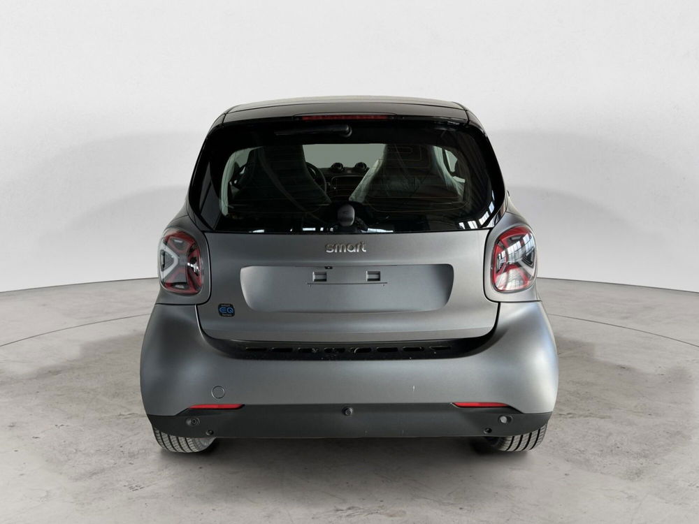 smart Fortwo nuova a Milano (5)