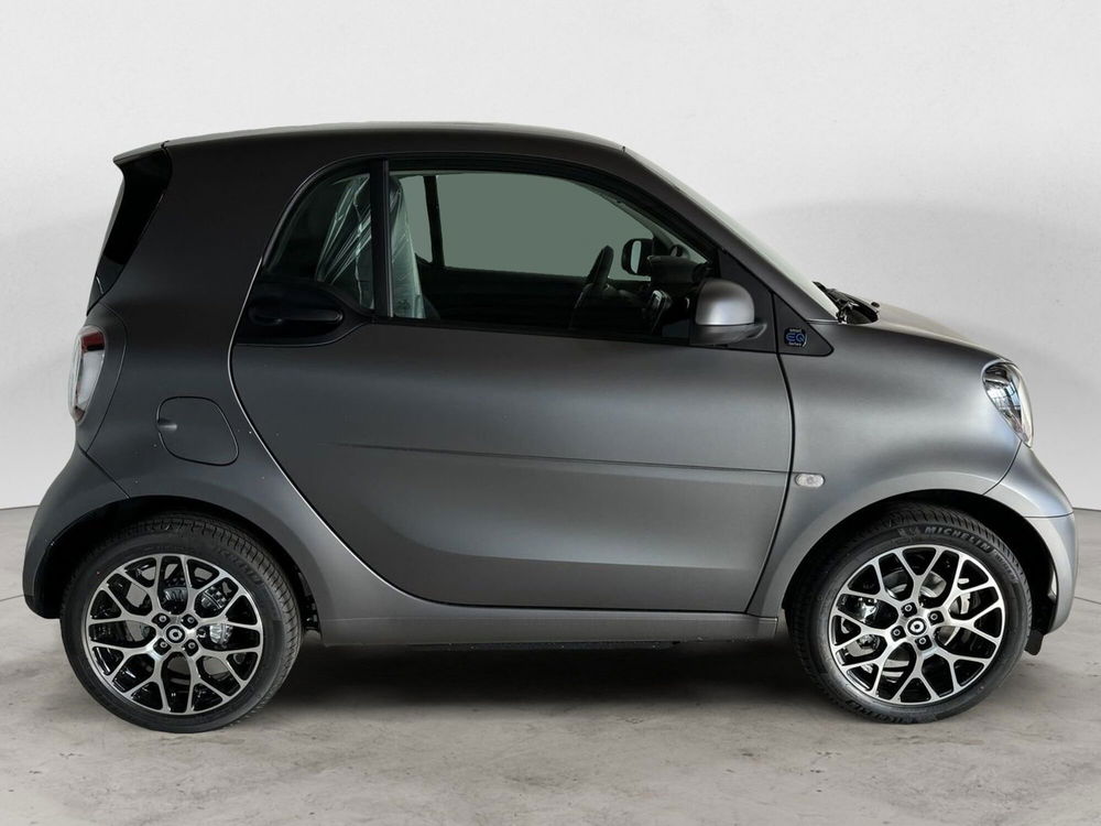 smart Fortwo nuova a Milano (8)