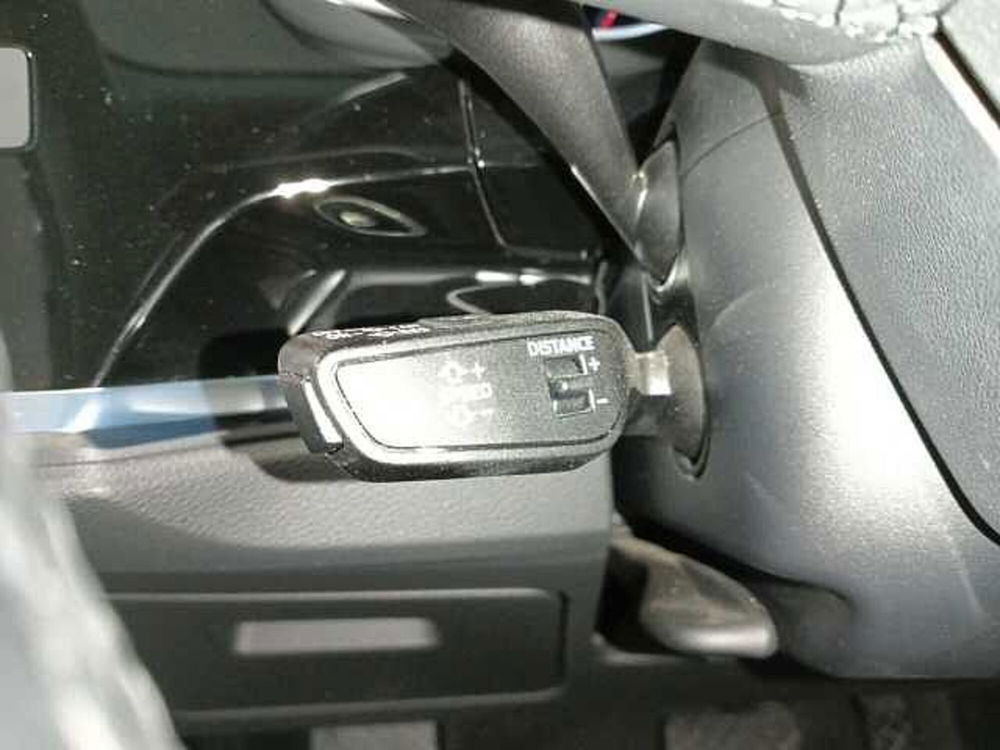 Audi Q3 Sportback usata a Lucca (14)