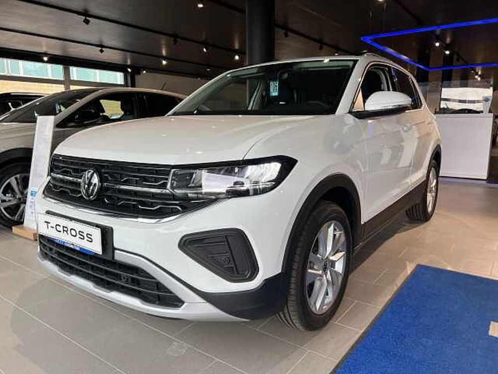 Volkswagen T-Cross nuova a Siena