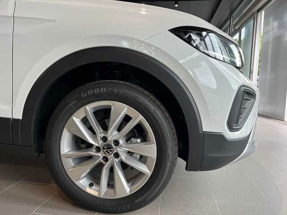 Volkswagen T-Cross nuova a Siena (13)