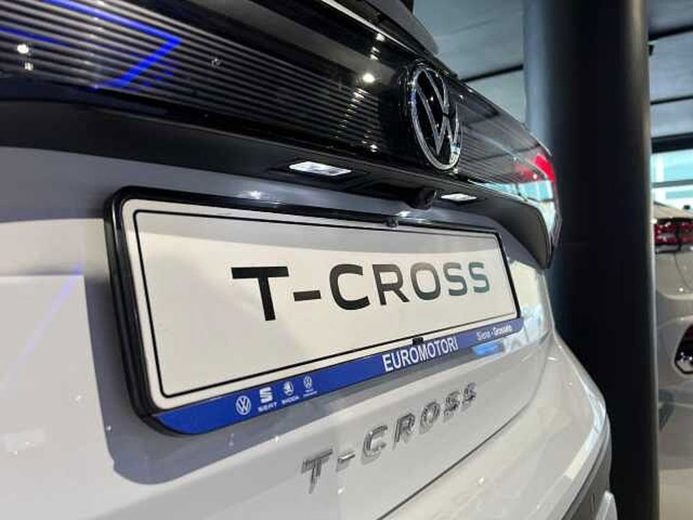 Volkswagen T-Cross nuova a Siena (15)