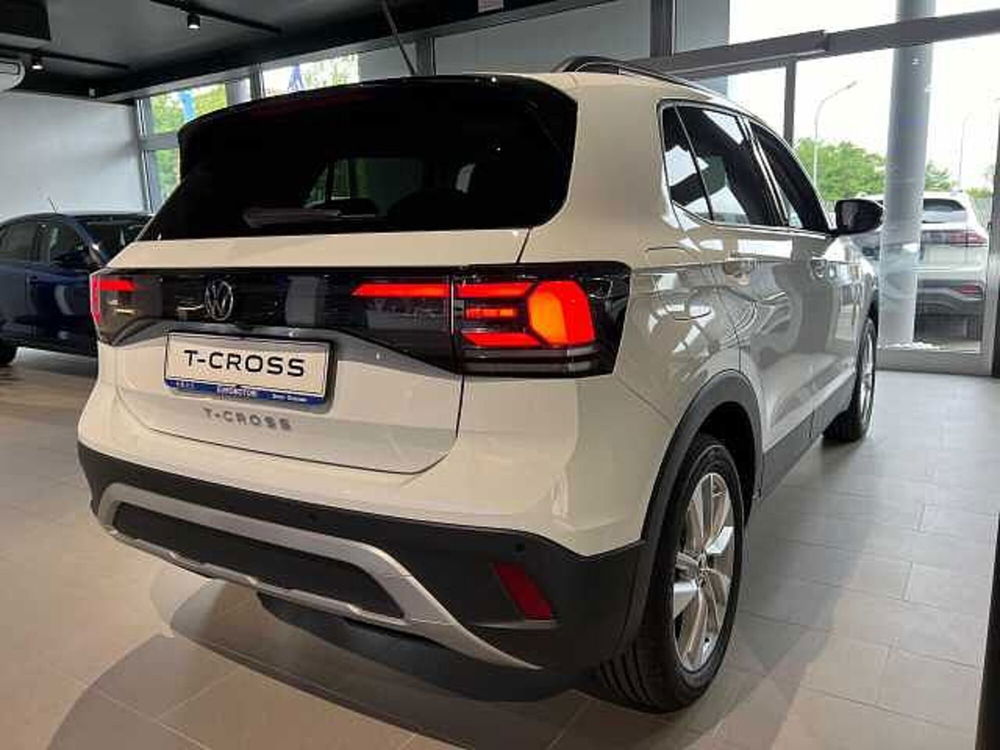 Volkswagen T-Cross nuova a Siena (4)