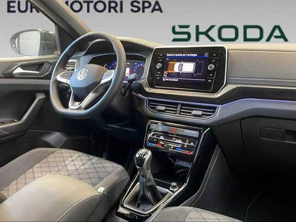 Volkswagen T-Cross nuova a Siena (8)