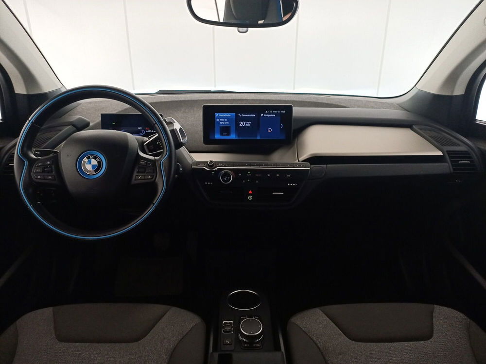 BMW i3 usata a Bari (10)