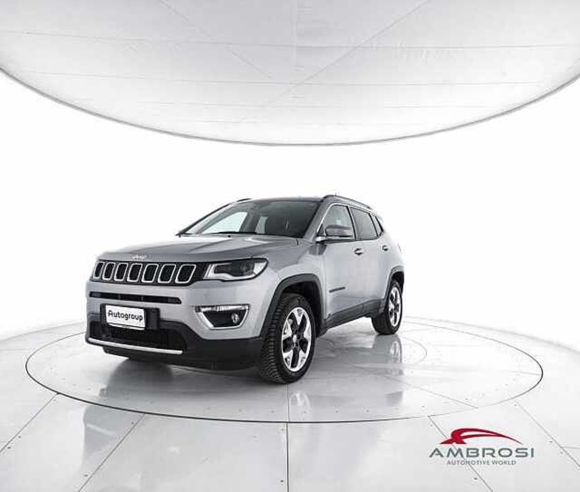 Jeep Compass 2.0 Multijet II aut. 4WD Limited  del 2018 usata a Viterbo