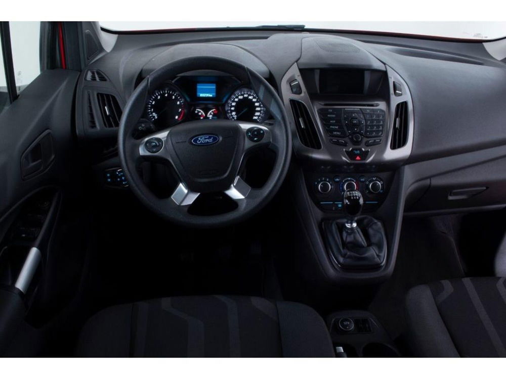 Ford Tourneo Connect usata a Novara (2)