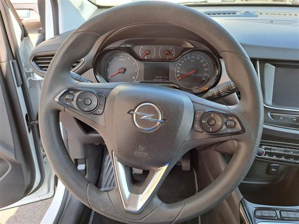 Opel Crossland X usata a Livorno (11)