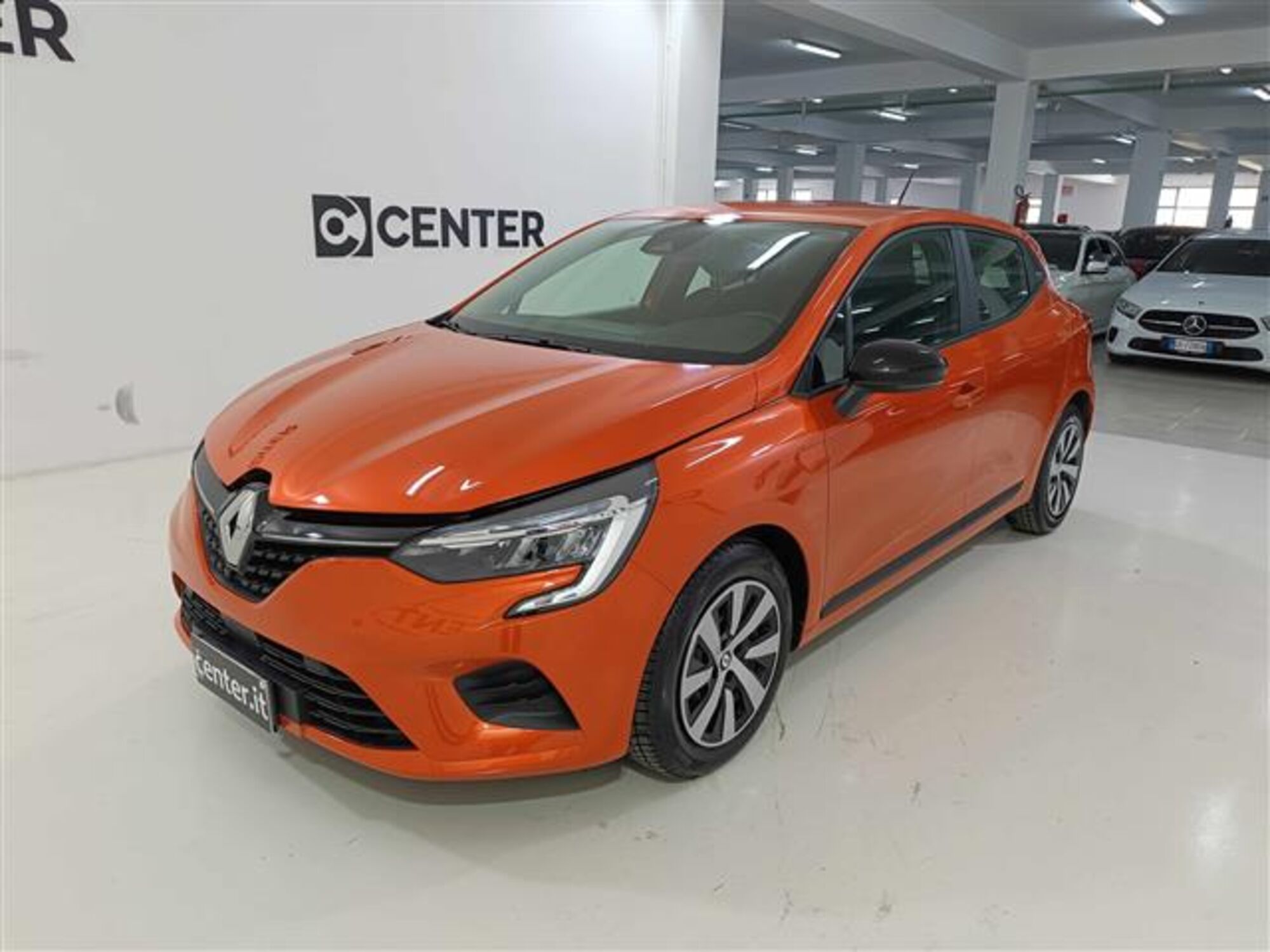 Renault Clio 1.0 tce Techno Gpl 100cv del 2023 usata a Salerno