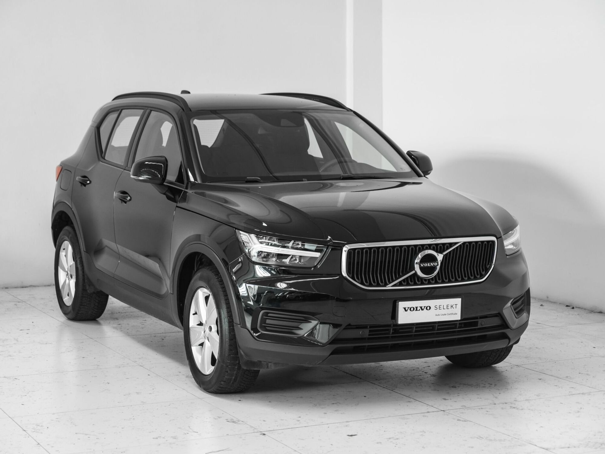 Volvo XC40 D3  del 2019 usata a Prato