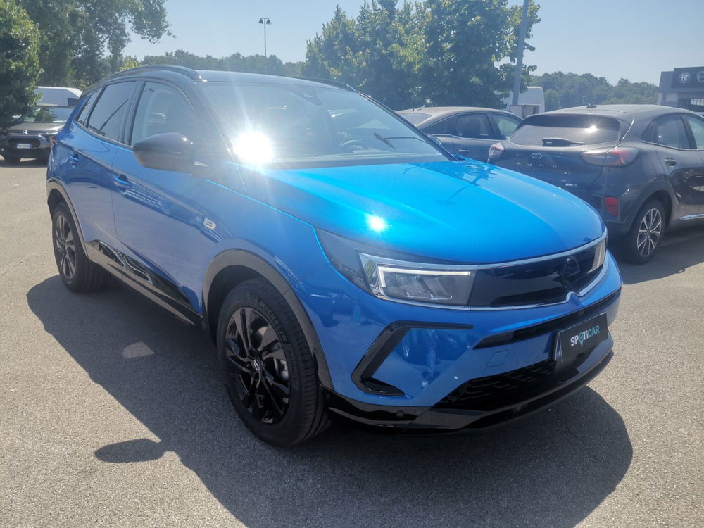 Opel Grandland nuova a Frosinone (3)