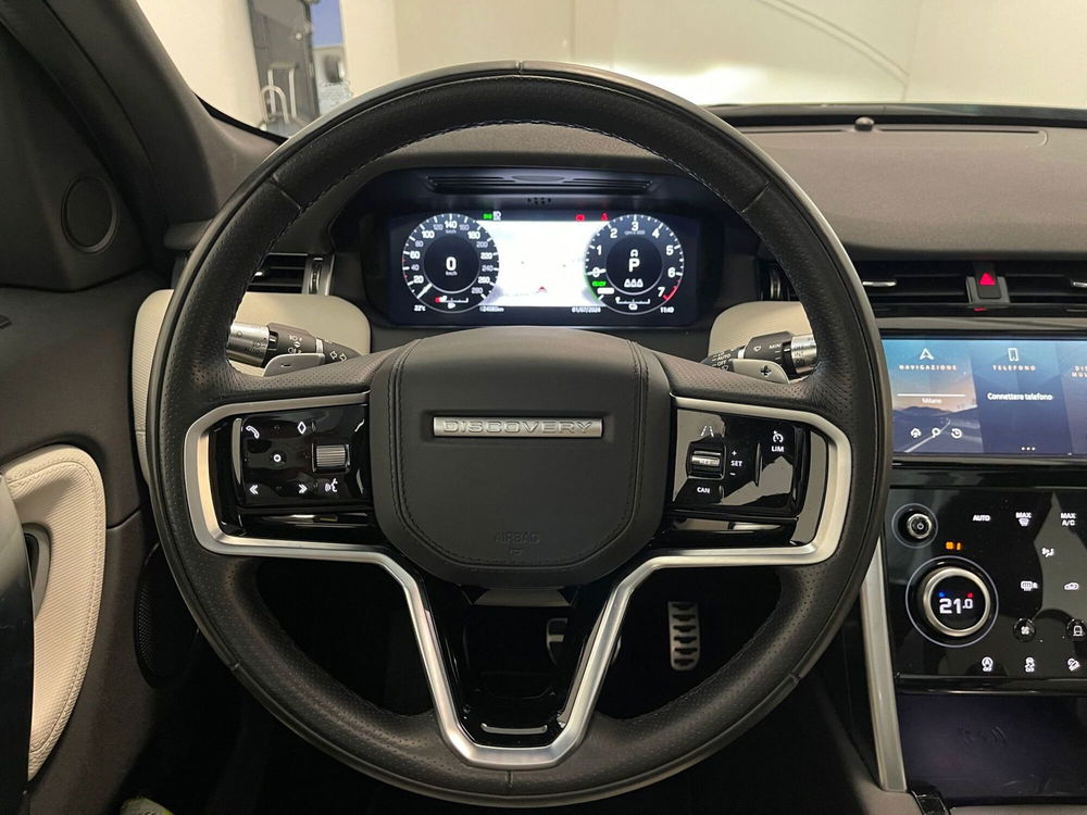 Land Rover Discovery Sport usata a Milano (12)