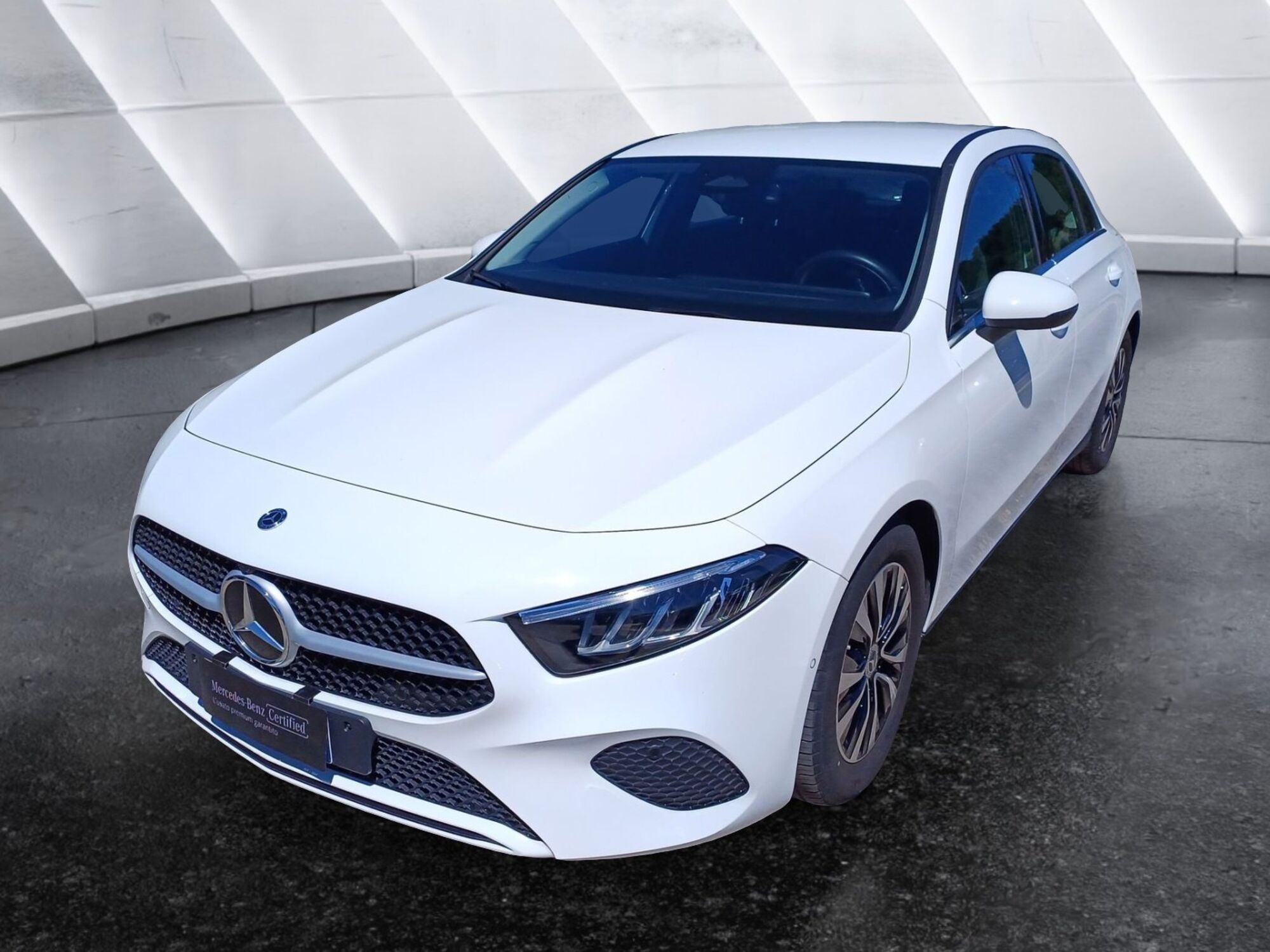 Mercedes-Benz Classe A 180 d Advanced auto del 2023 usata