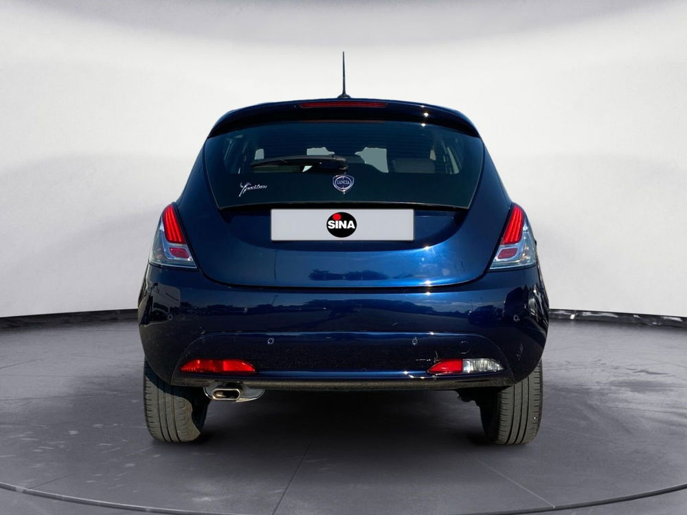 Lancia Ypsilon usata a Pordenone (4)