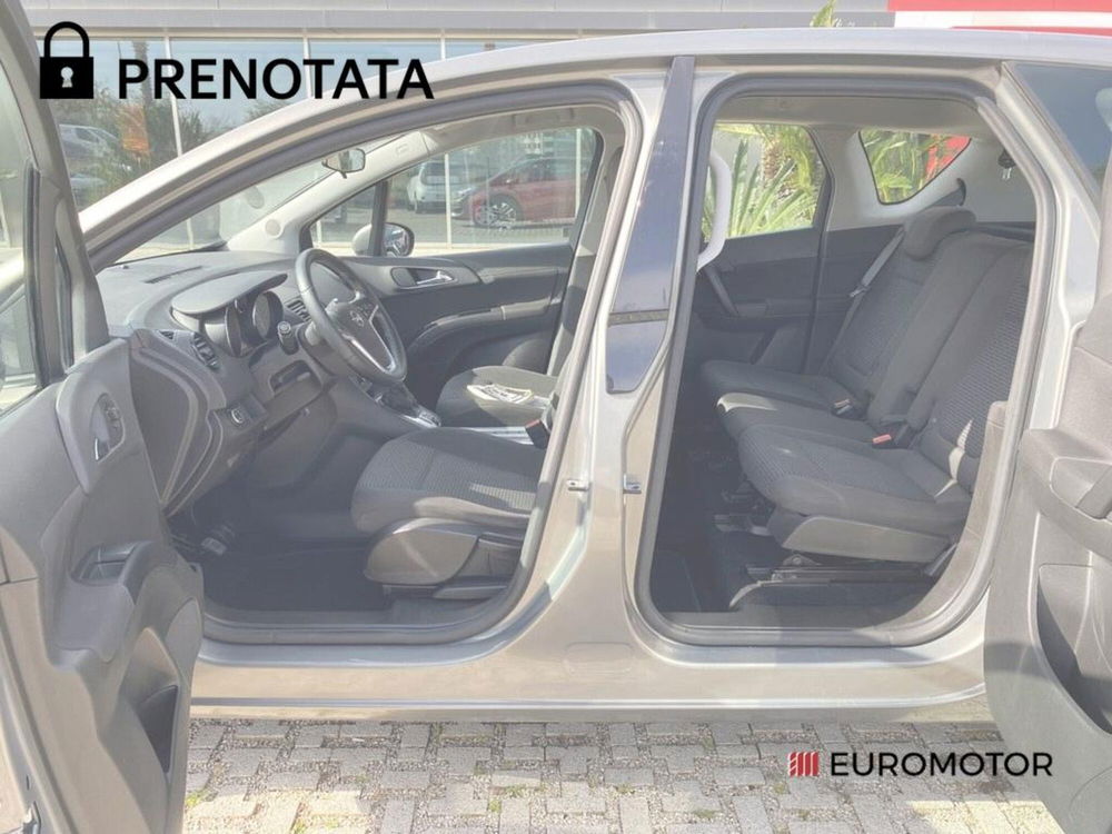 Opel Meriva usata a Bari (15)