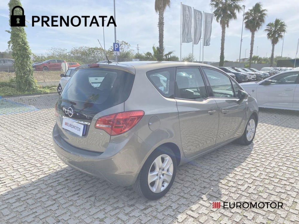 Opel Meriva usata a Bari (6)