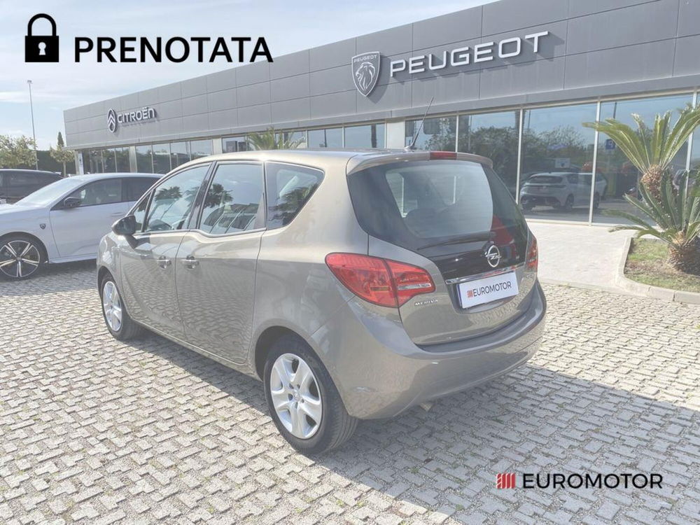 Opel Meriva usata a Bari (8)