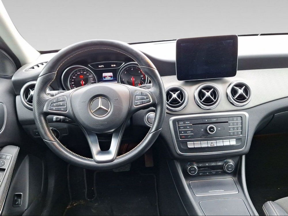 Mercedes-Benz GLA SUV usata a Firenze (8)