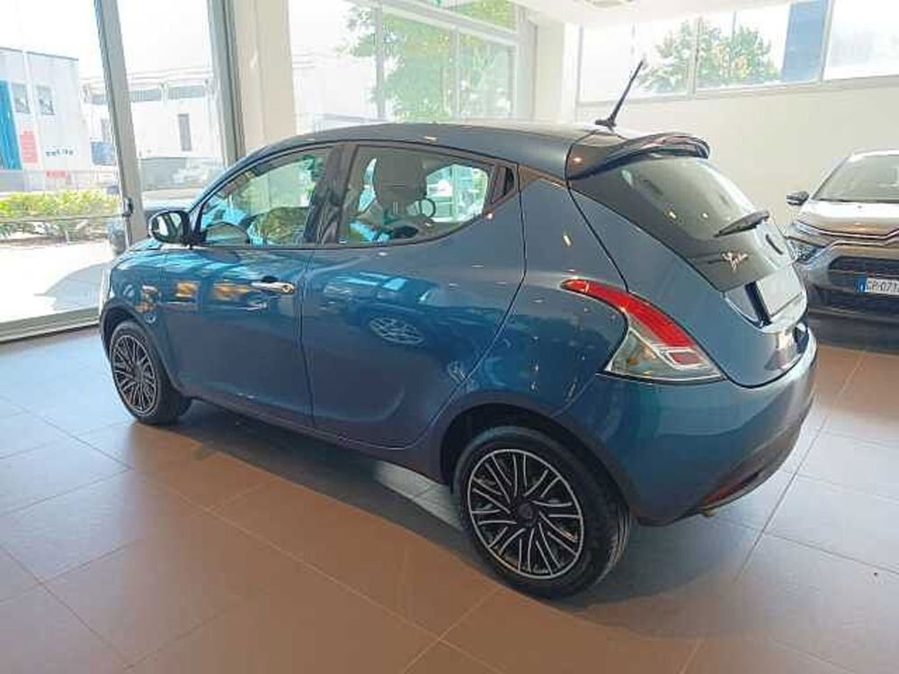 Lancia Ypsilon usata a Forlì-Cesena (14)