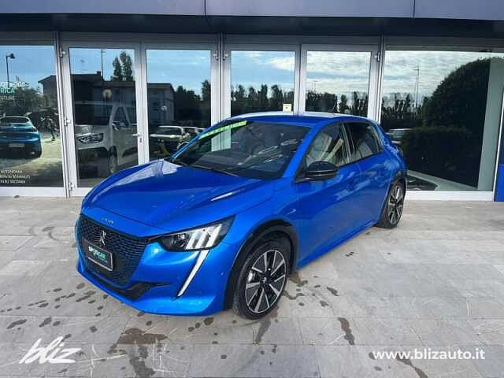 Peugeot 208 50 kWh Active del 2021 usata a Bordano