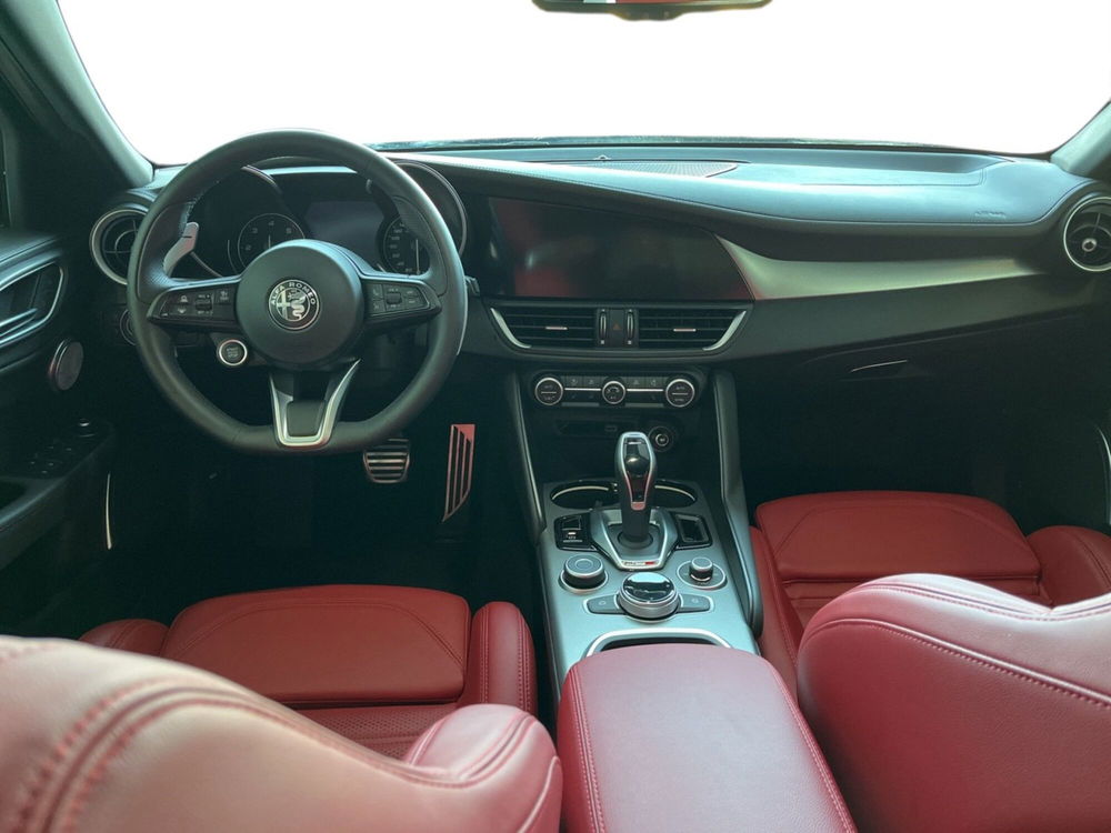 Alfa Romeo Giulia usata a Torino (7)