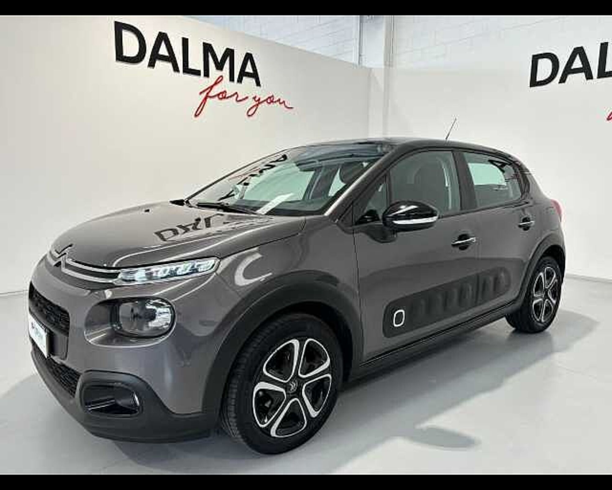 Citroen C3 1.2 puretech Max s&amp;s 83cv neopatentati del 2020 usata a Solaro