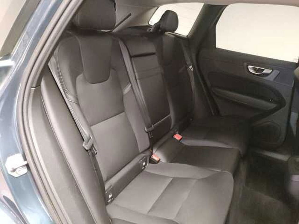 Volvo XC60 usata a Teramo (14)