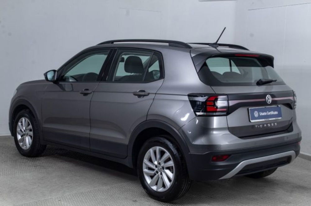 Volkswagen T-Cross usata a Novara (4)