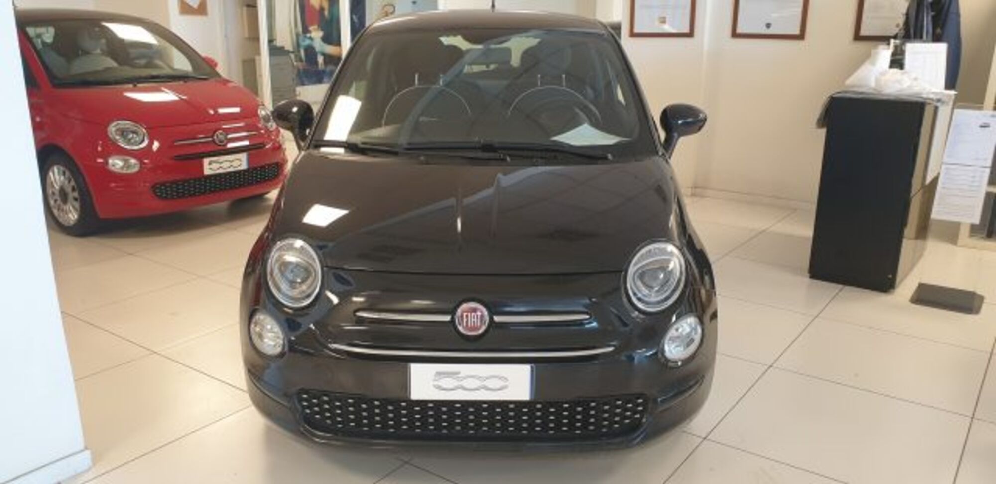 Fiat 500 1.0 Hybrid Dolcevita  del 2022 usata a Sanremo