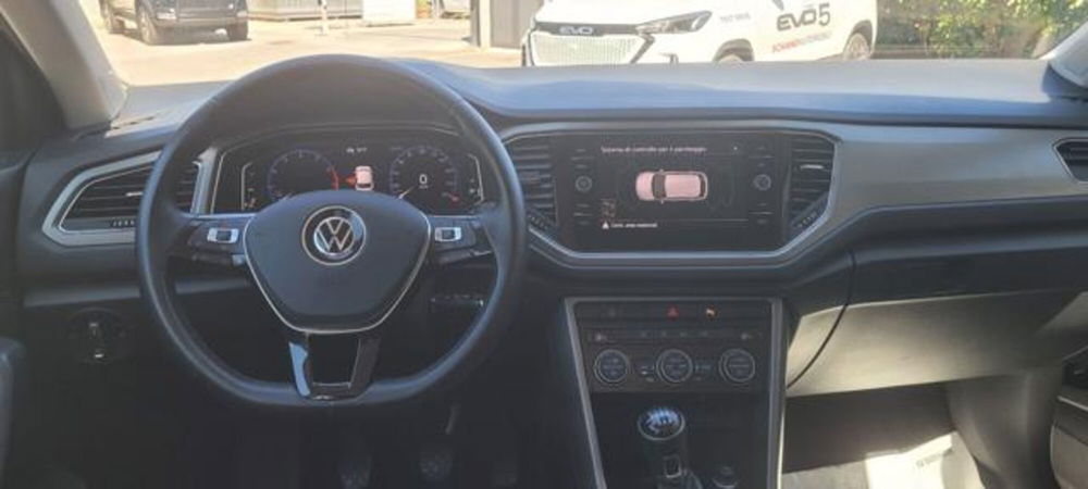 Volkswagen T-Roc usata a Napoli (9)