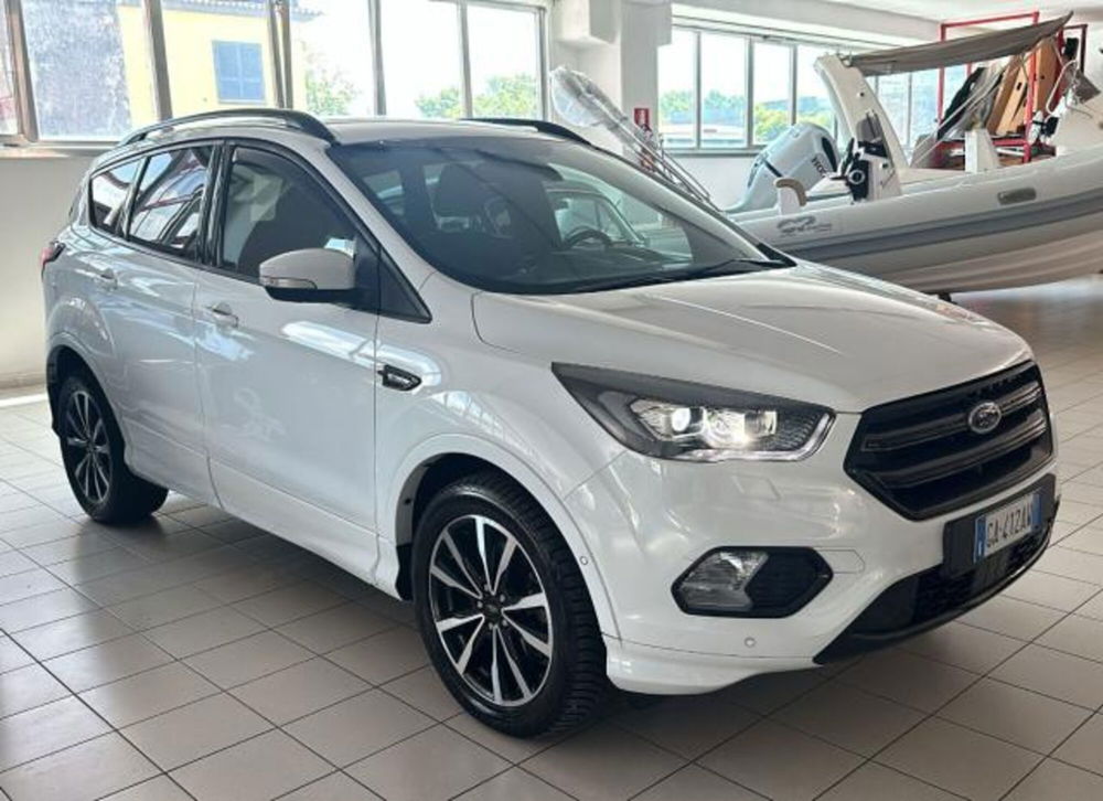 Ford Kuga usata a Napoli (4)