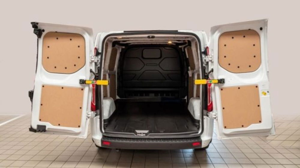 Ford Transit Custom Furgone nuova a Padova (8)