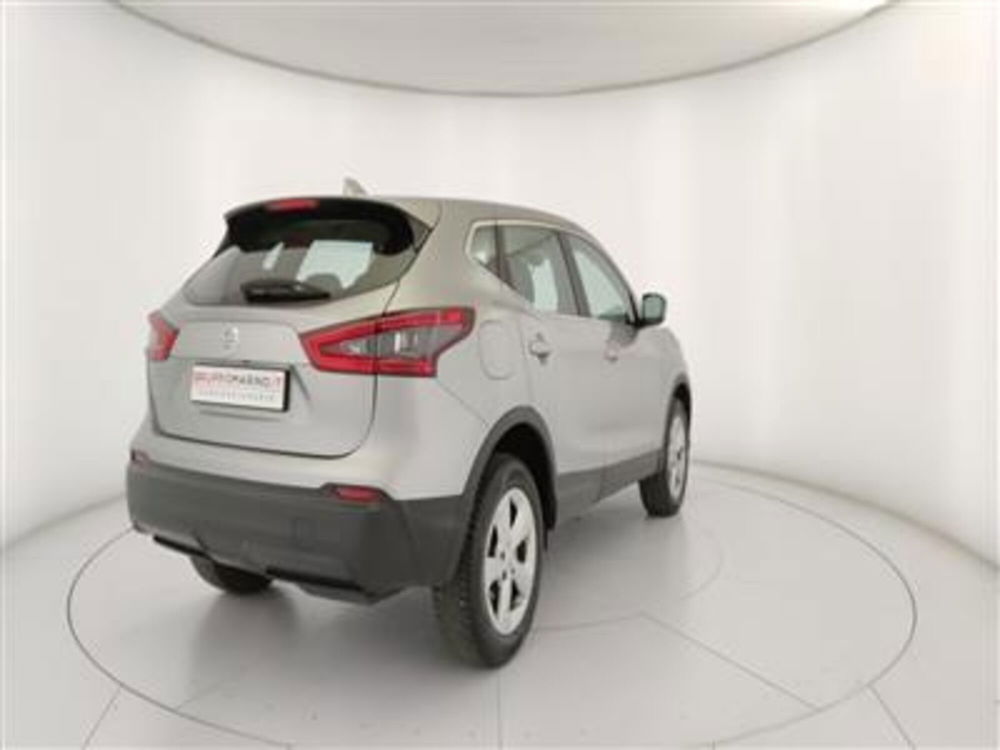 Nissan Qashqai usata a Bari (7)