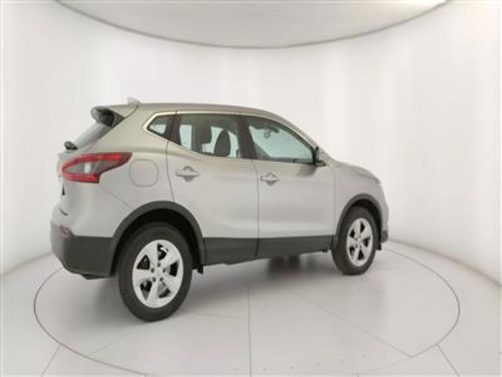 Nissan Qashqai usata a Bari (8)