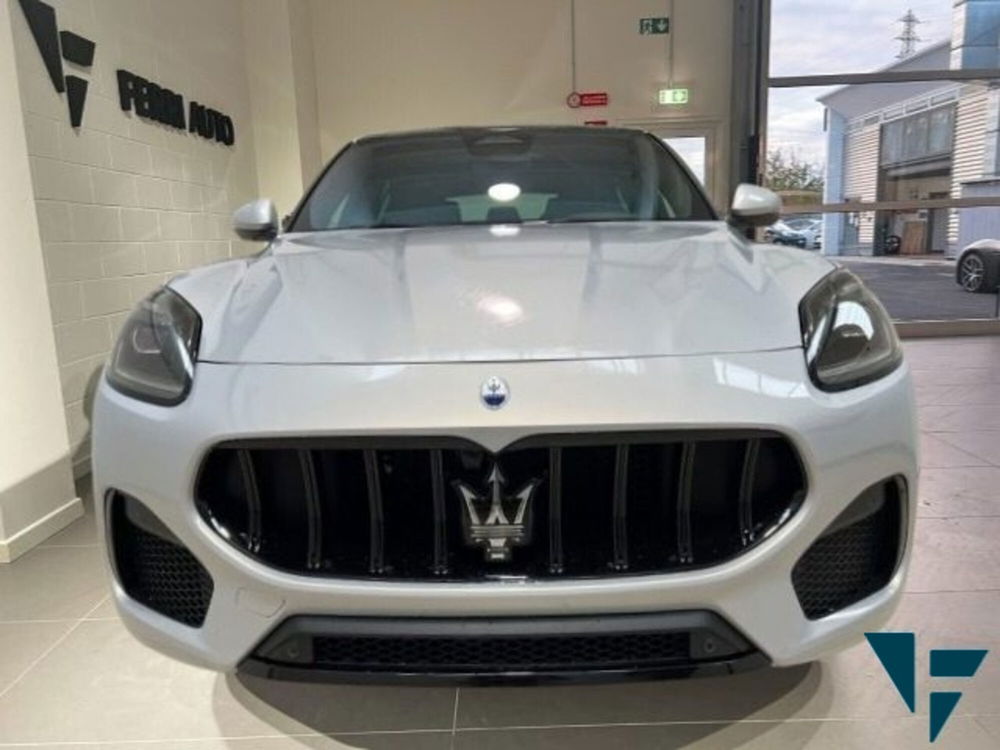 Maserati Grecale nuova a Udine (2)