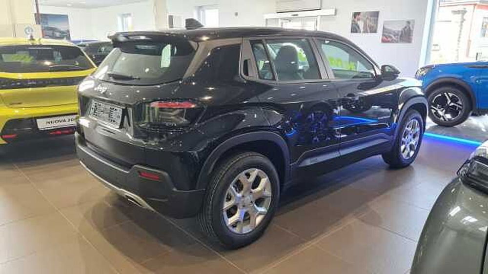 Jeep Avenger nuova a Milano (3)