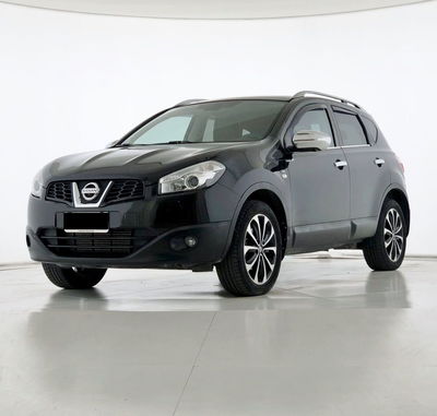 Nissan Qashqai 1.5 dCi DPF Tekna  del 2013 usata a Bastia Umbra