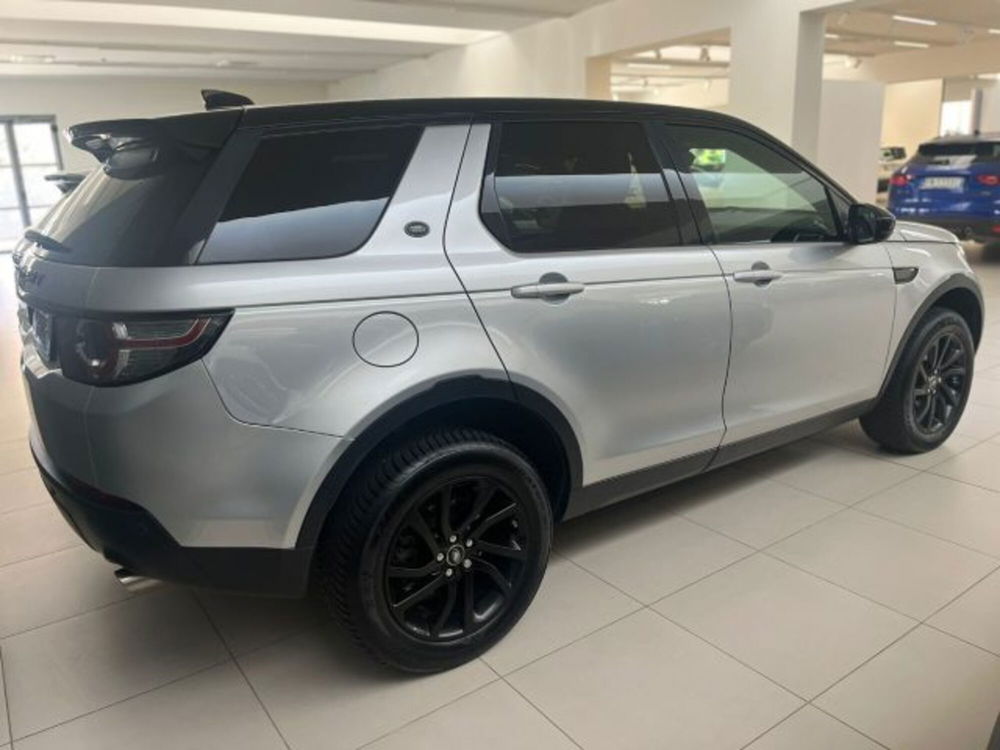 Land Rover Discovery Sport usata a Modena (2)