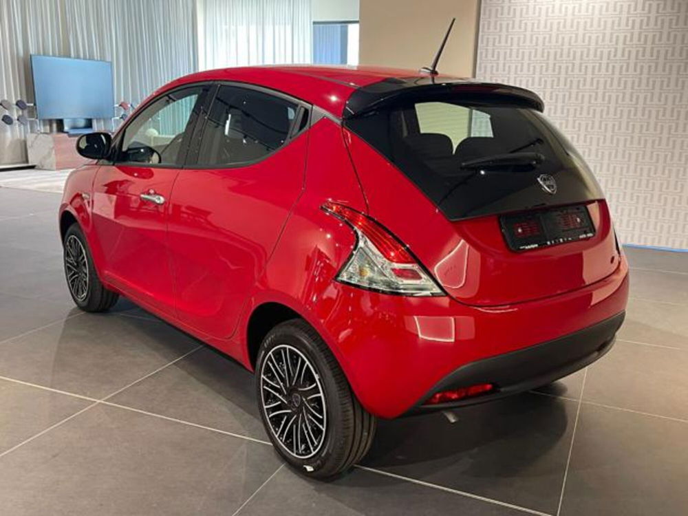 Lancia Ypsilon nuova a Aosta (3)