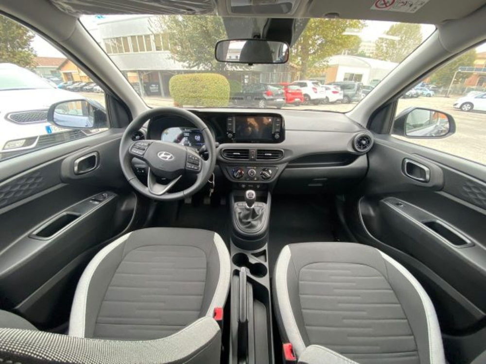 Hyundai i10 nuova a Bologna (10)