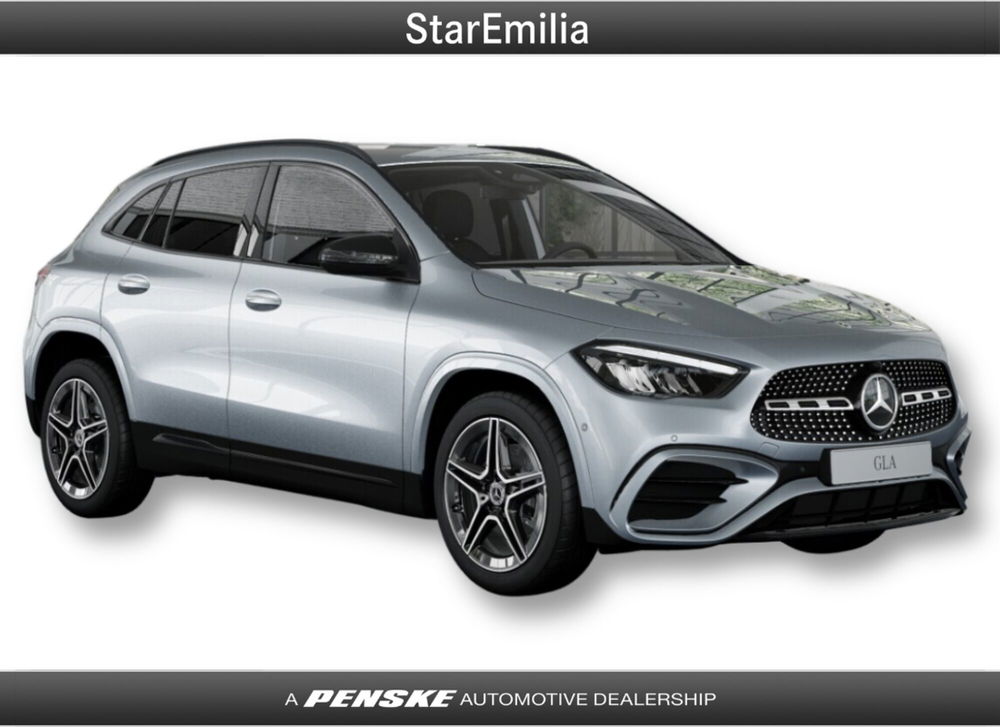 Mercedes-Benz GLA SUV nuova a Ferrara