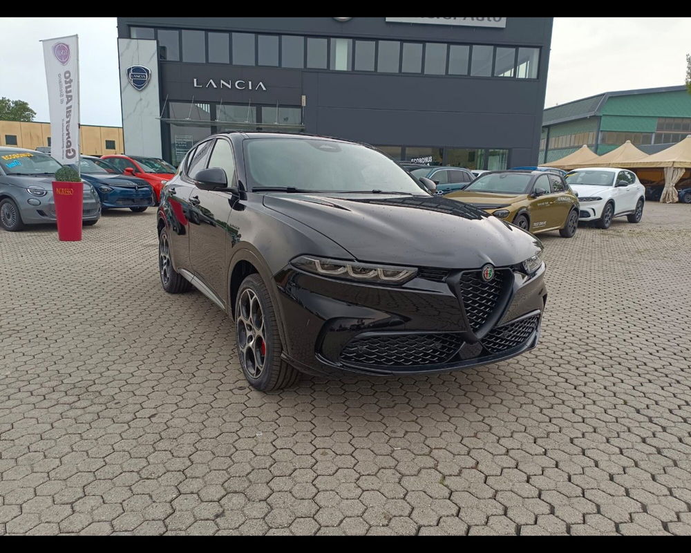 Alfa Romeo Tonale nuova a Lucca