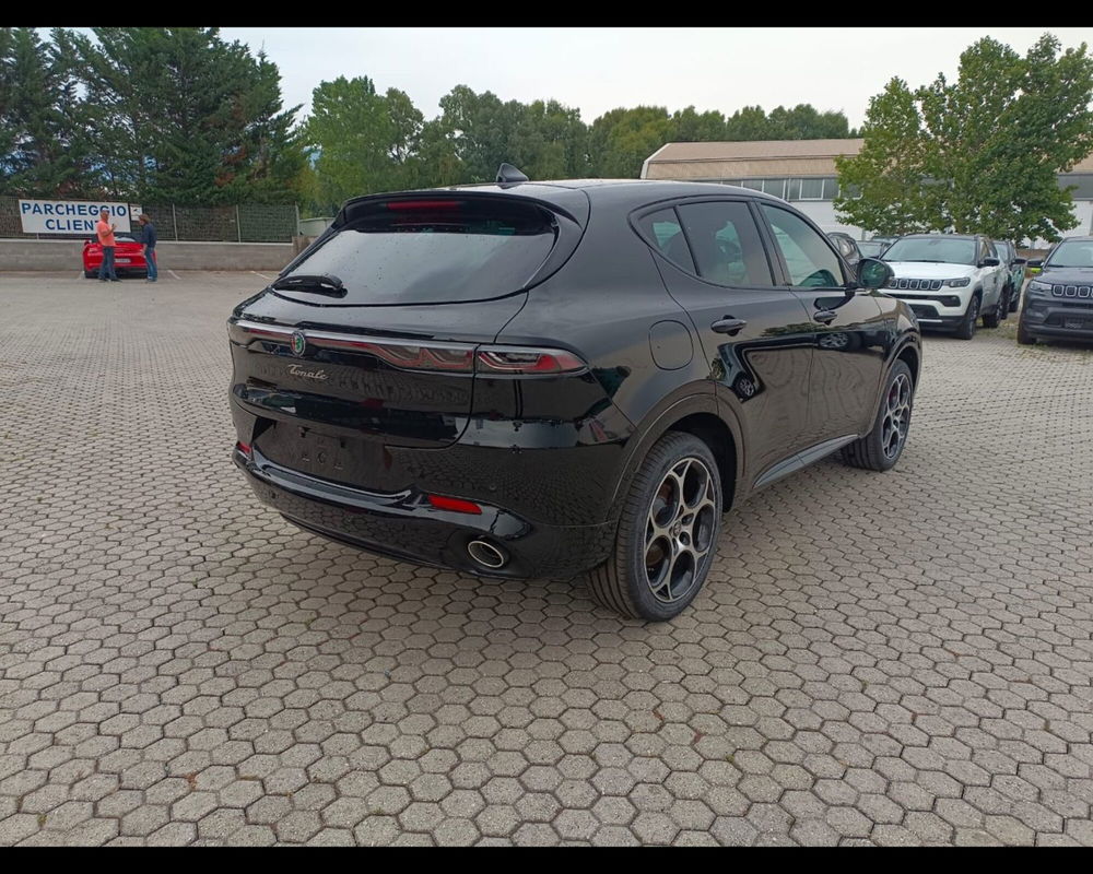 Alfa Romeo Tonale nuova a Lucca (7)