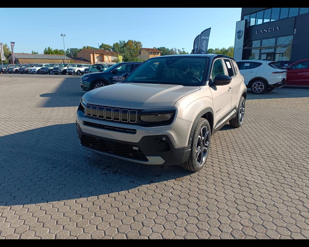 Jeep Avenger nuova a Lucca