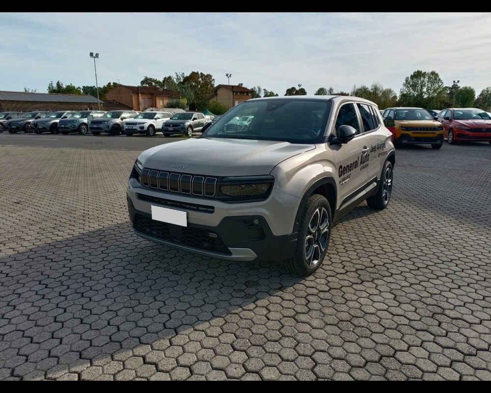 Jeep Avenger nuova a Lucca