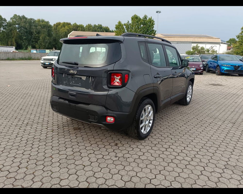 Jeep Renegade nuova a Lucca (7)