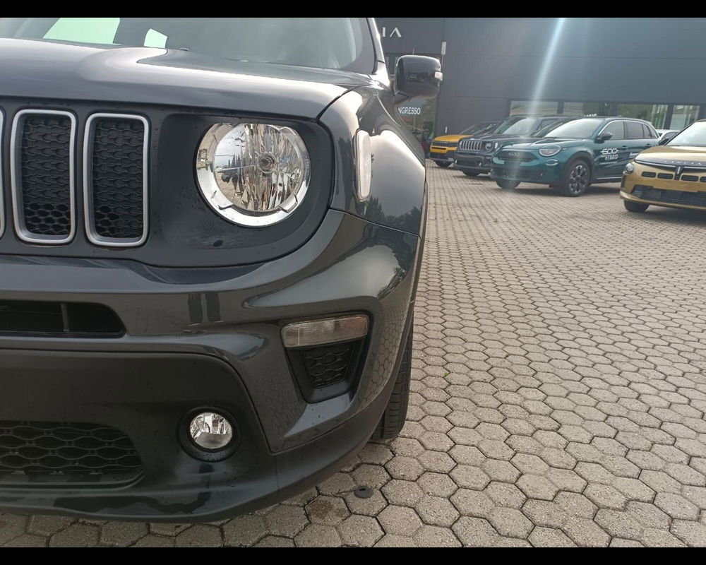 Jeep Renegade nuova a Lucca (9)