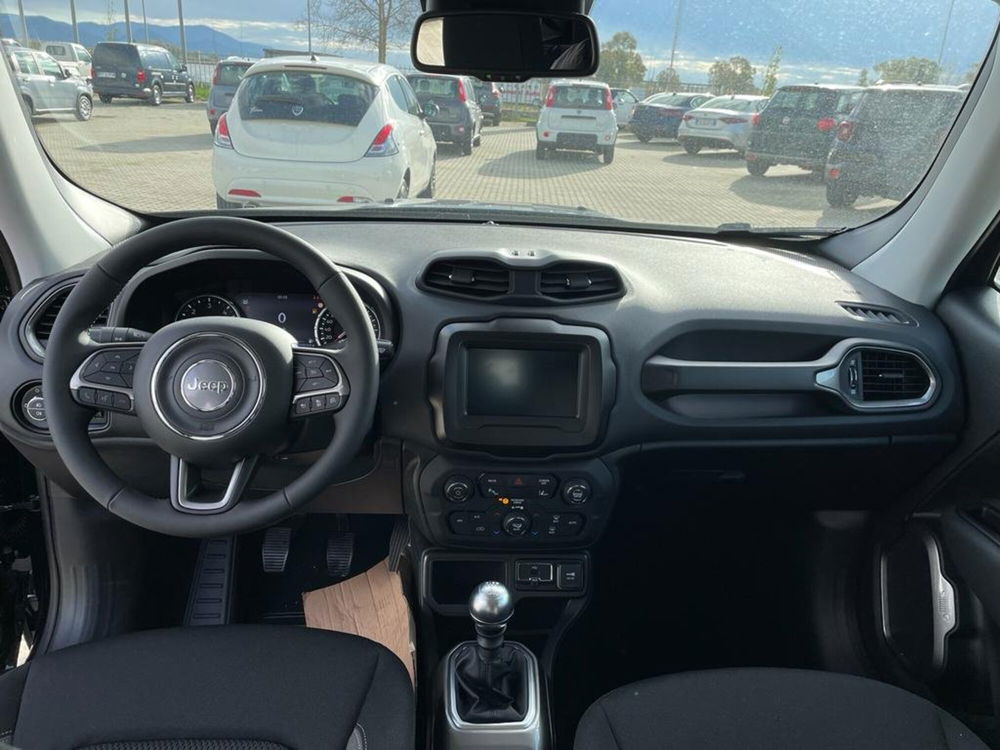 Jeep Renegade nuova a Lucca (11)